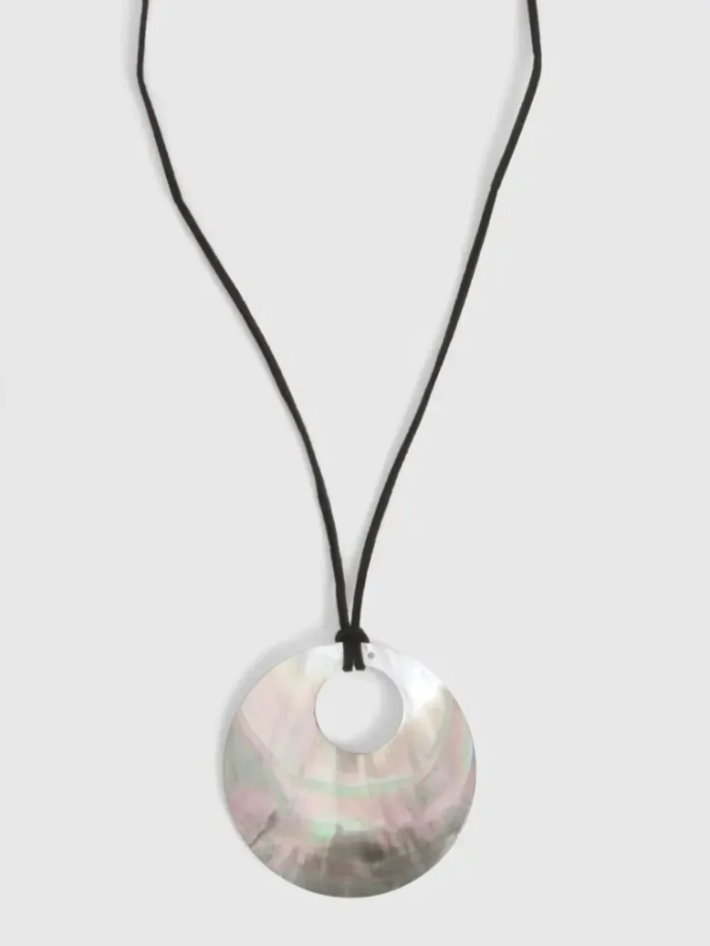 Shell Detail Ring Rope Necklace - Picture 6 of 6